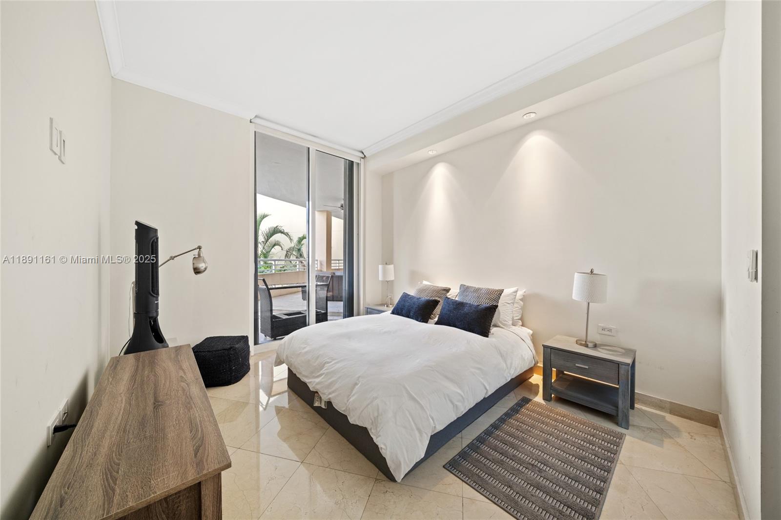 848 Brickell Key Dr # 201, Miami Unit: 201