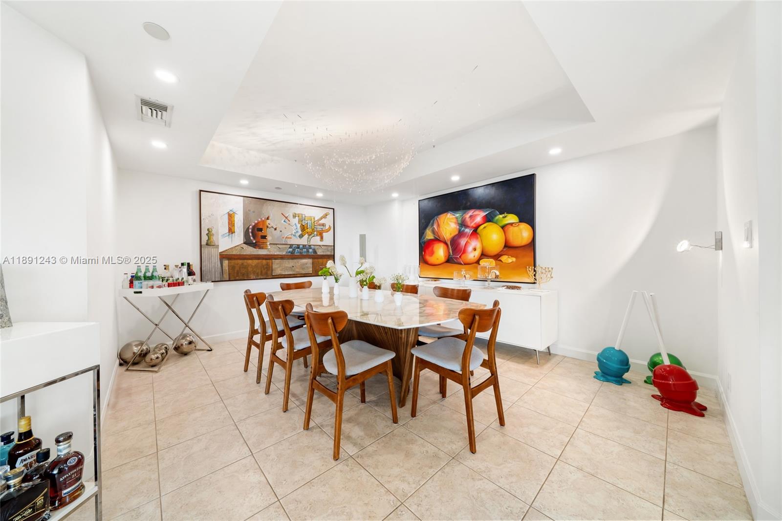 20185 E Country Club Dr # 1402