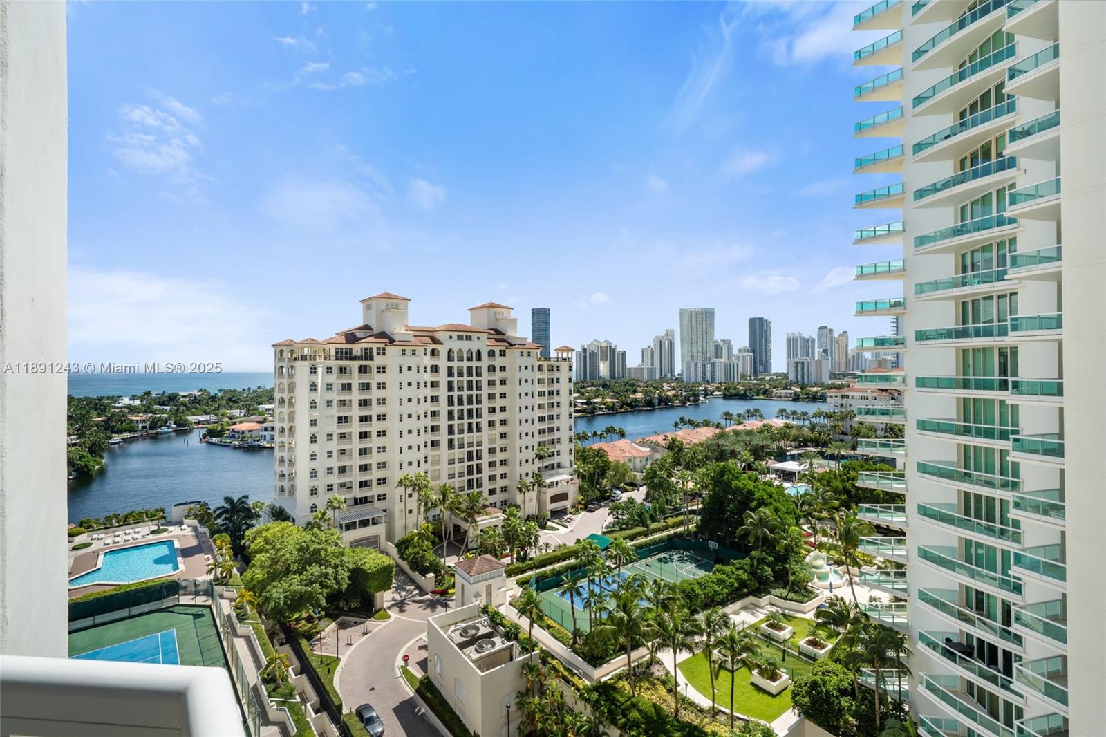 20185 E Country Club Dr # 1402