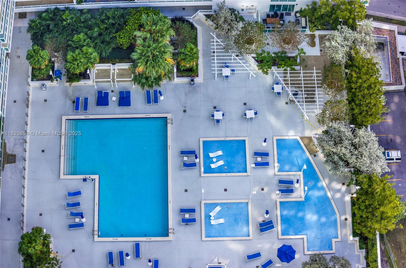 1900 SE Bayshore Dr # 4509