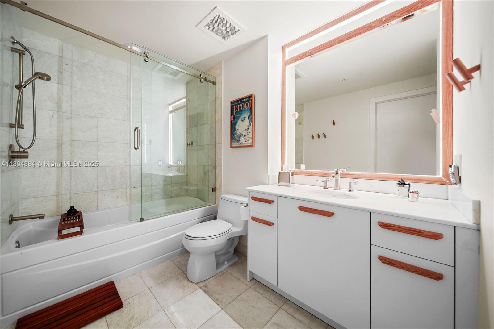 1060 Brickell Ave # 1513