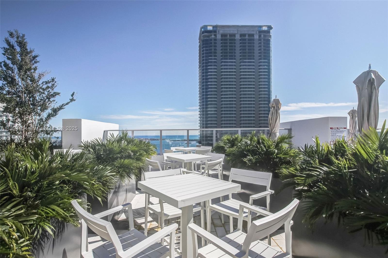 1010 Brickell Ave # 4704