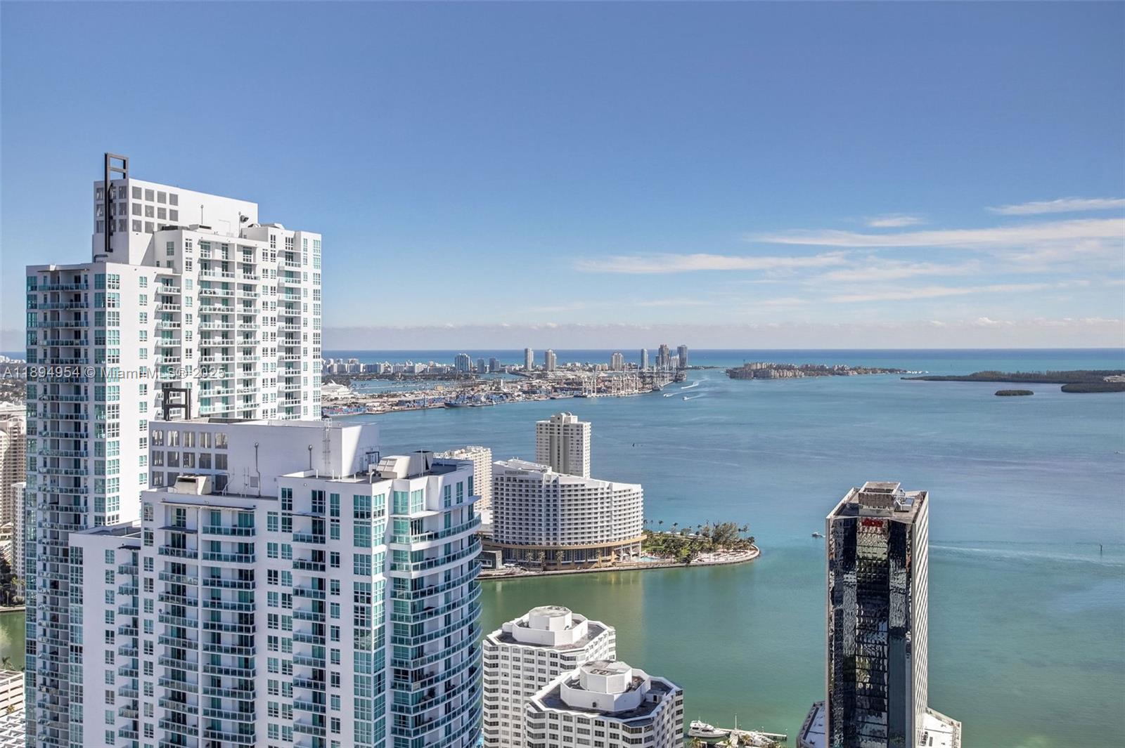 1010 Brickell Ave # 4704