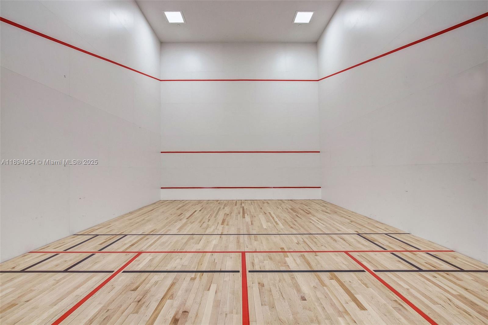 1010 Brickell Ave # 4704