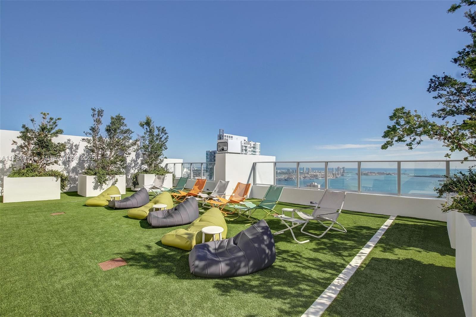 1010 Brickell Ave # 4704