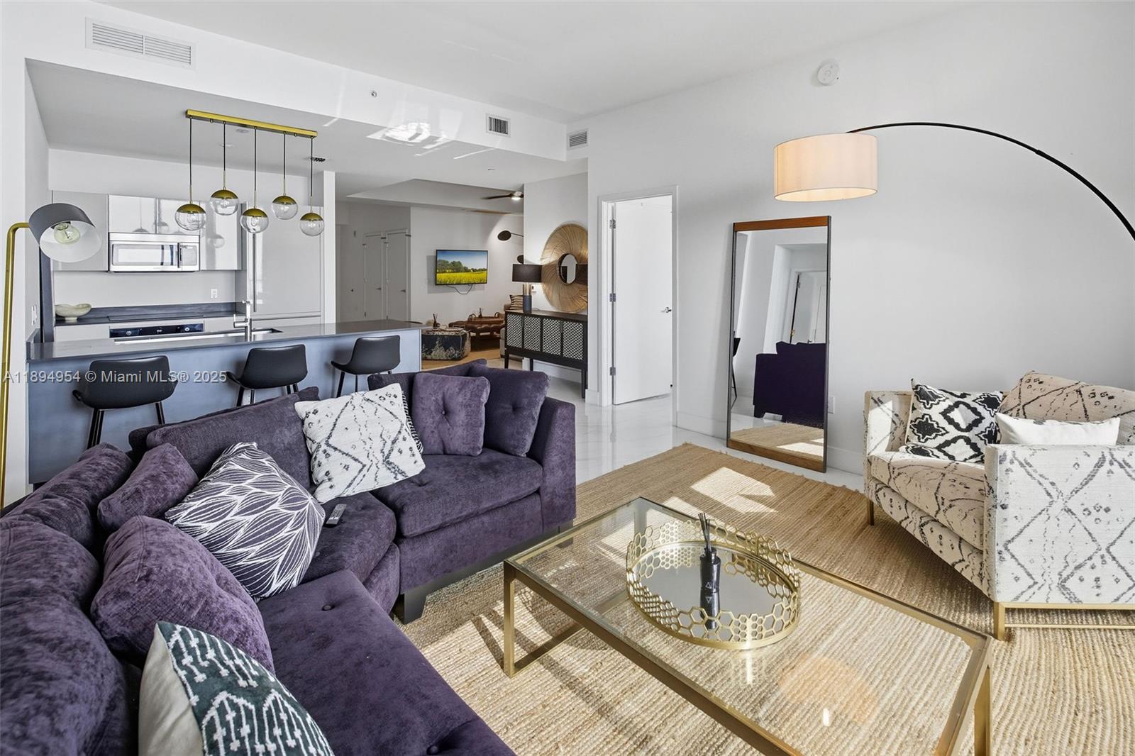 1010 Brickell Ave # 4704