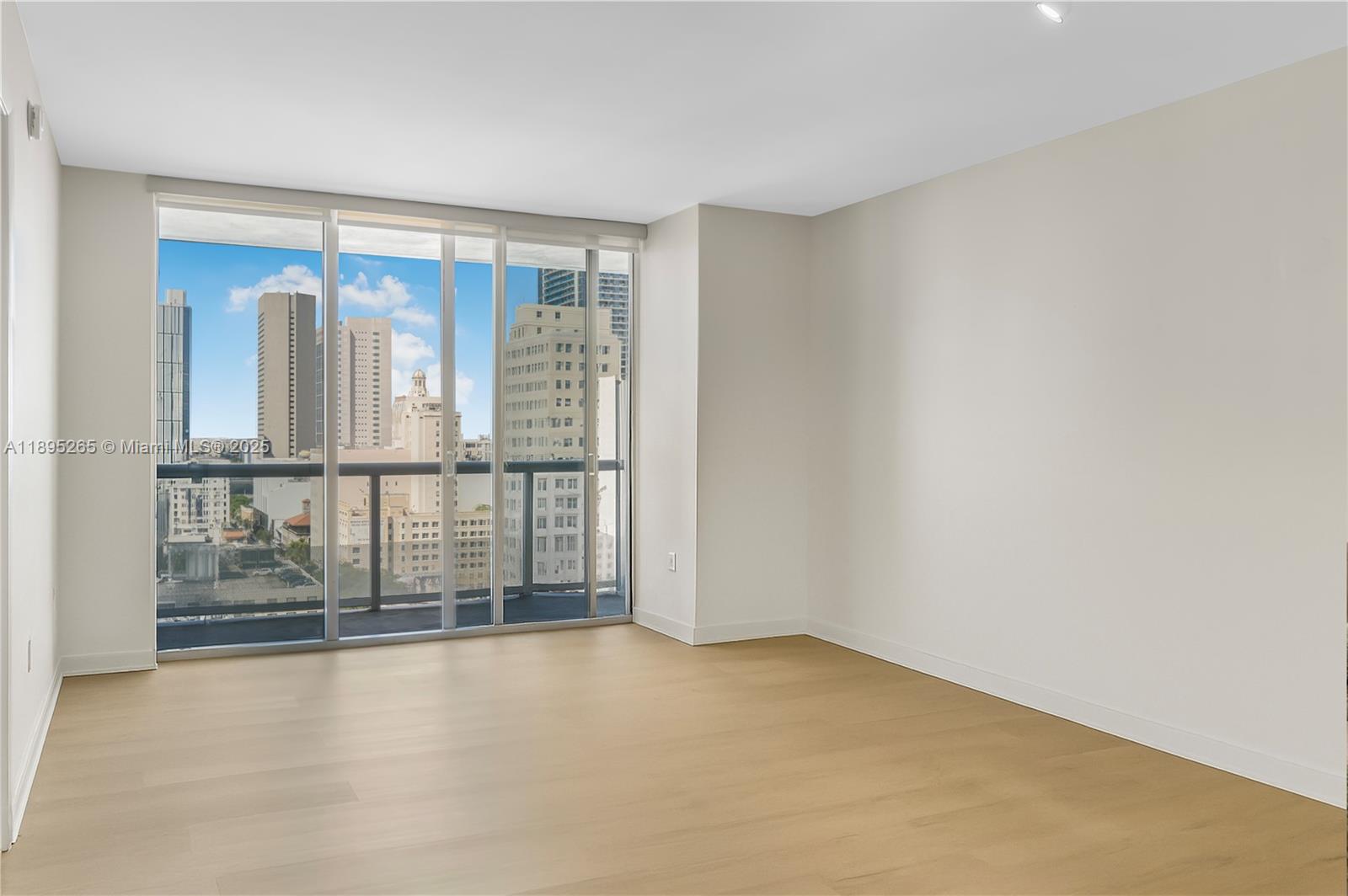 50 Biscayne Blvd # 1505