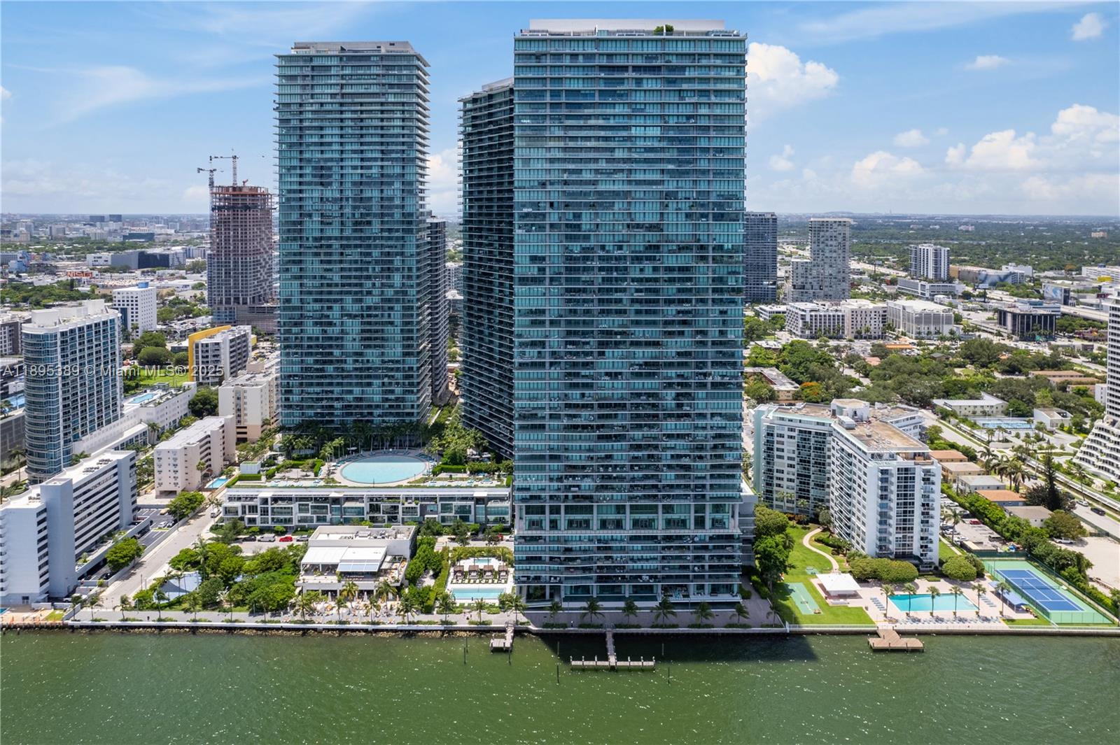 3131 NE 7th Ave # 2206