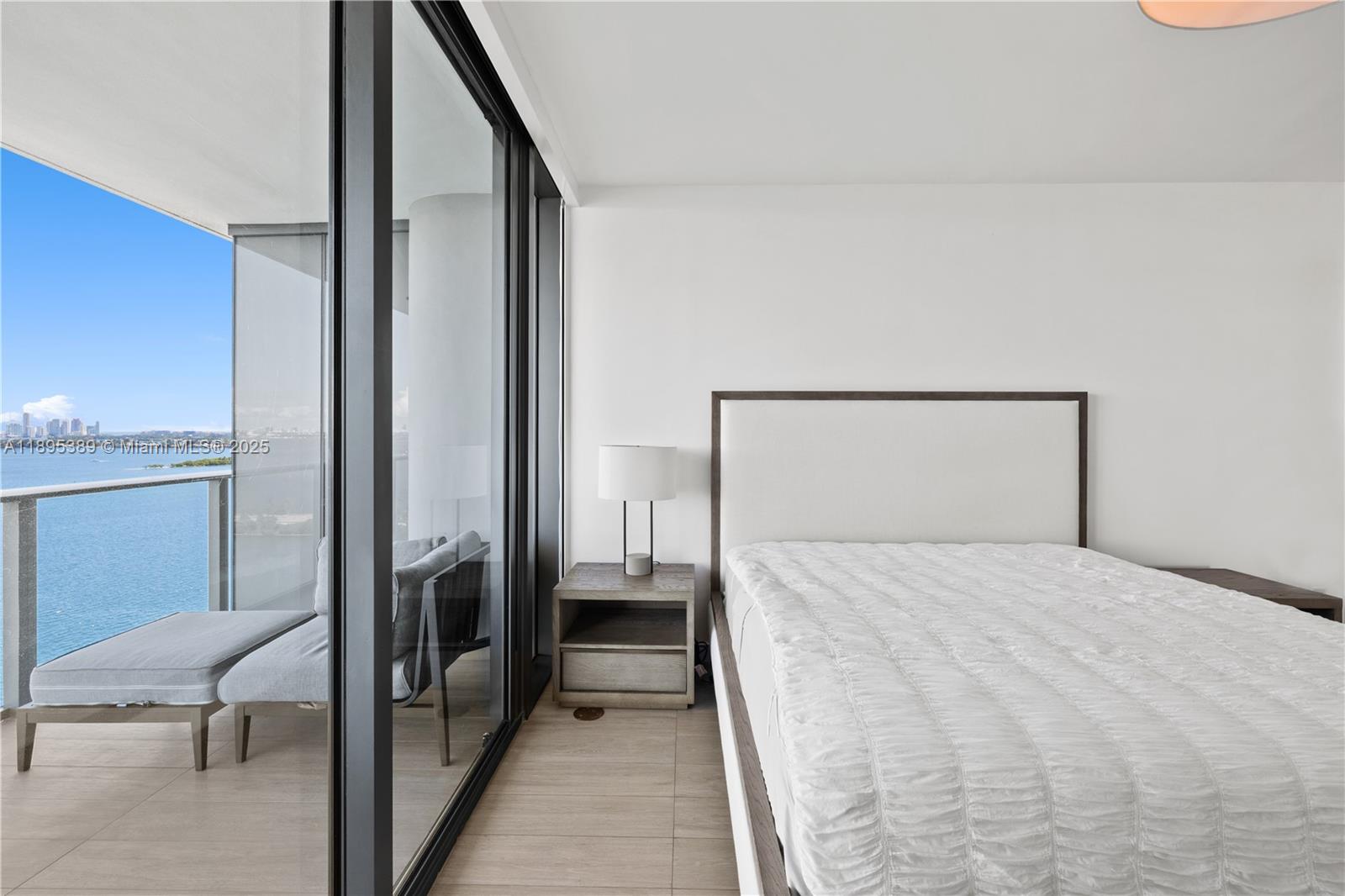 3131 NE 7th Ave # 2206