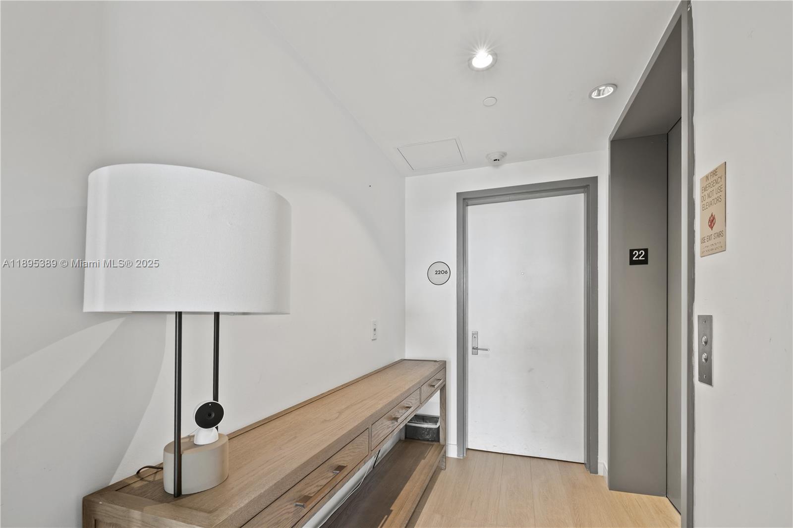 3131 NE 7th Ave # 2206