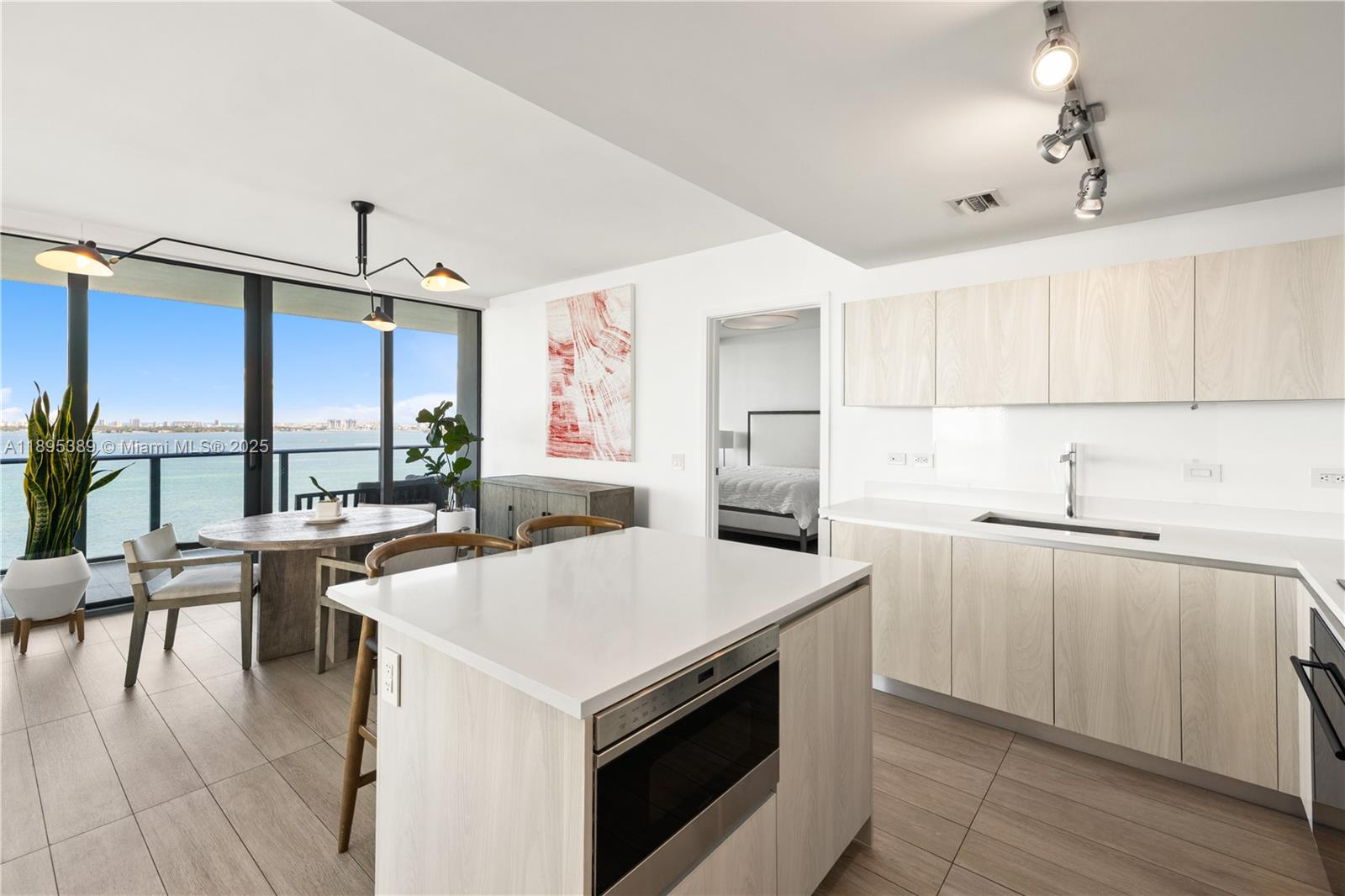 3131 NE 7th Ave # 2206