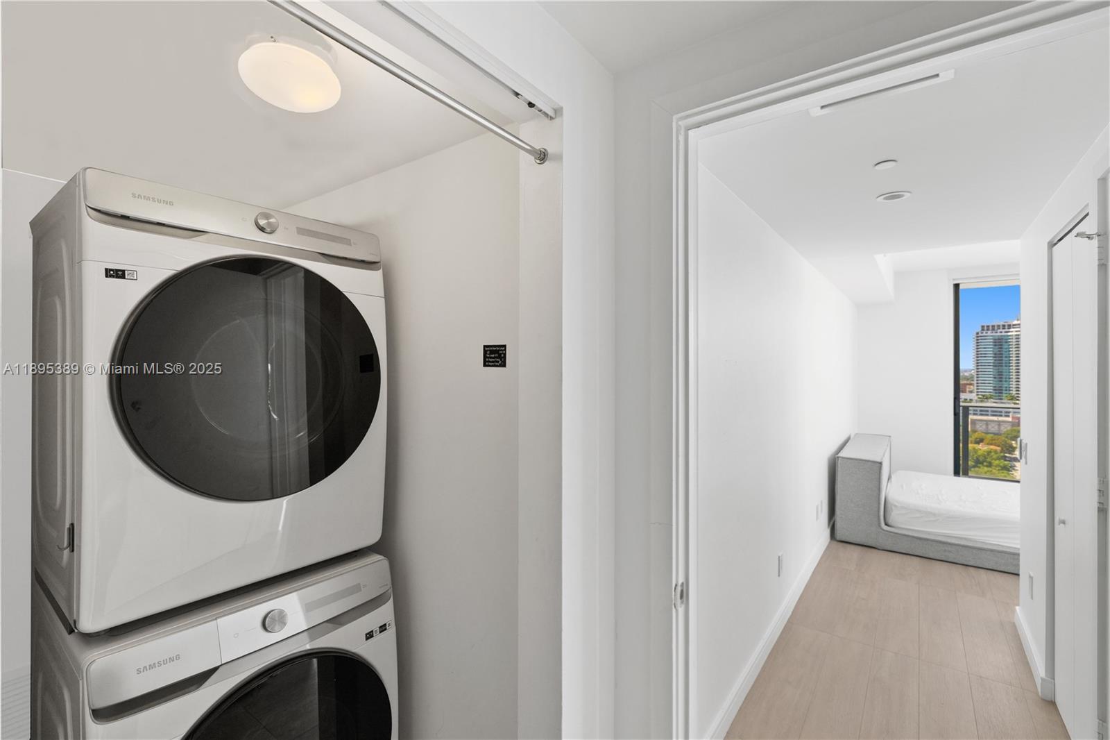 3131 NE 7th Ave # 2206