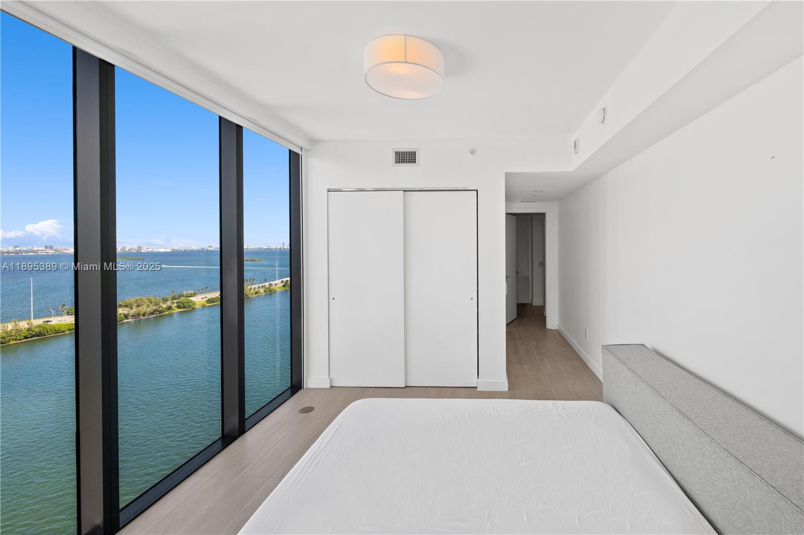 3131 NE 7th Ave # 2206