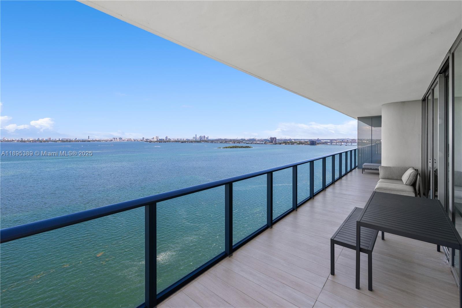 3131 NE 7th Ave # 2206