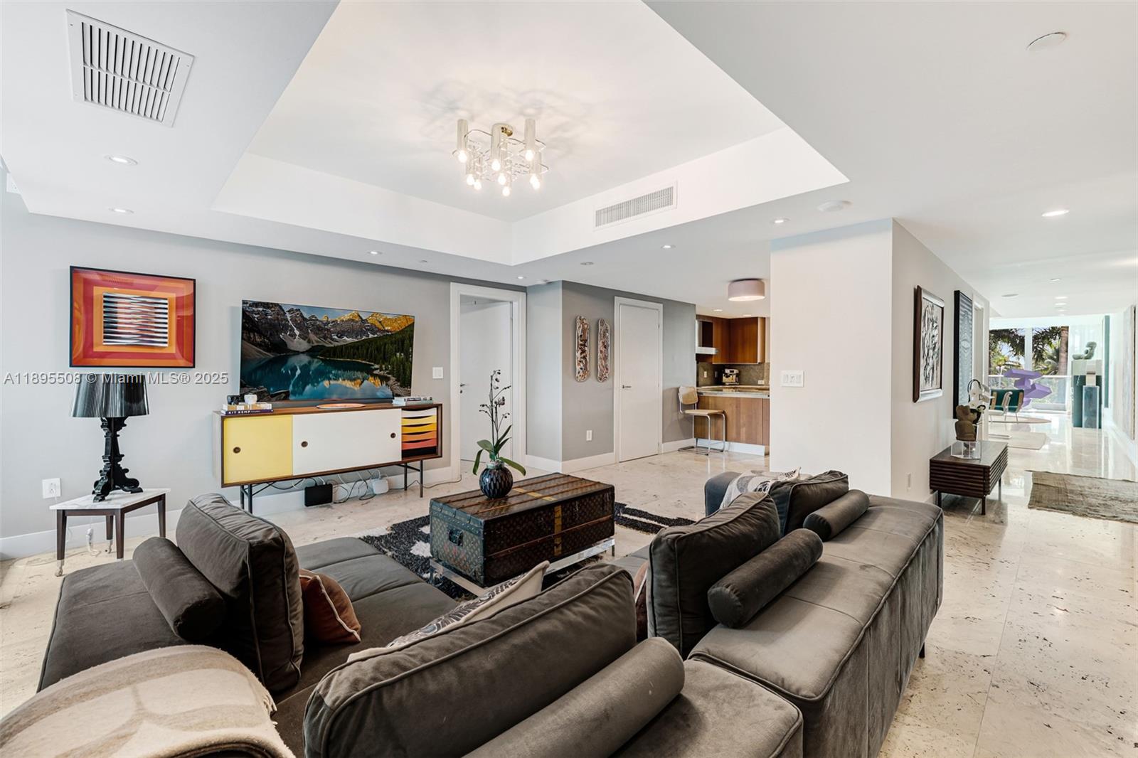 2627 S Bayshore Dr # 504