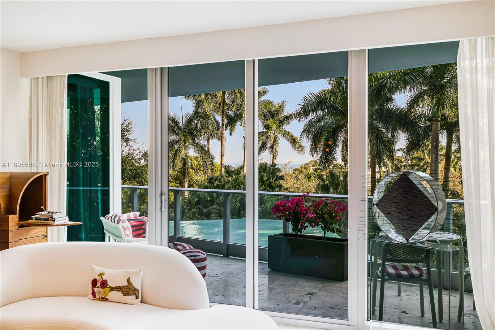 2627 S Bayshore Dr # 504