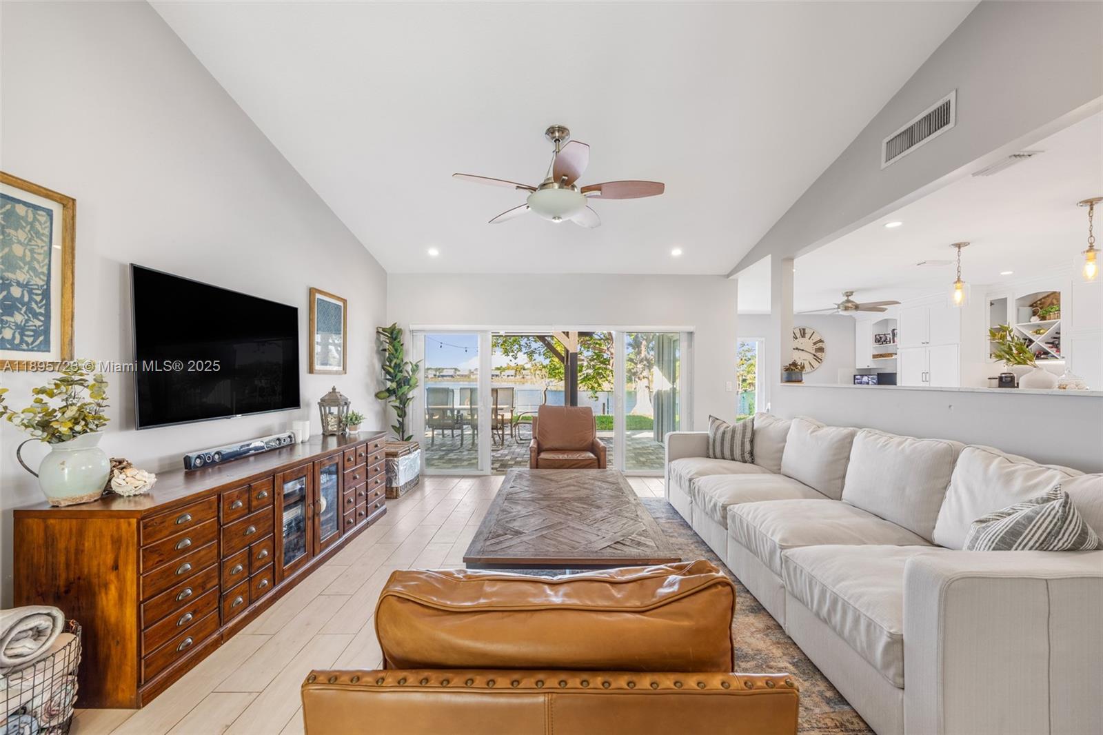 21960 SW 98th Ave, Cutler Bay