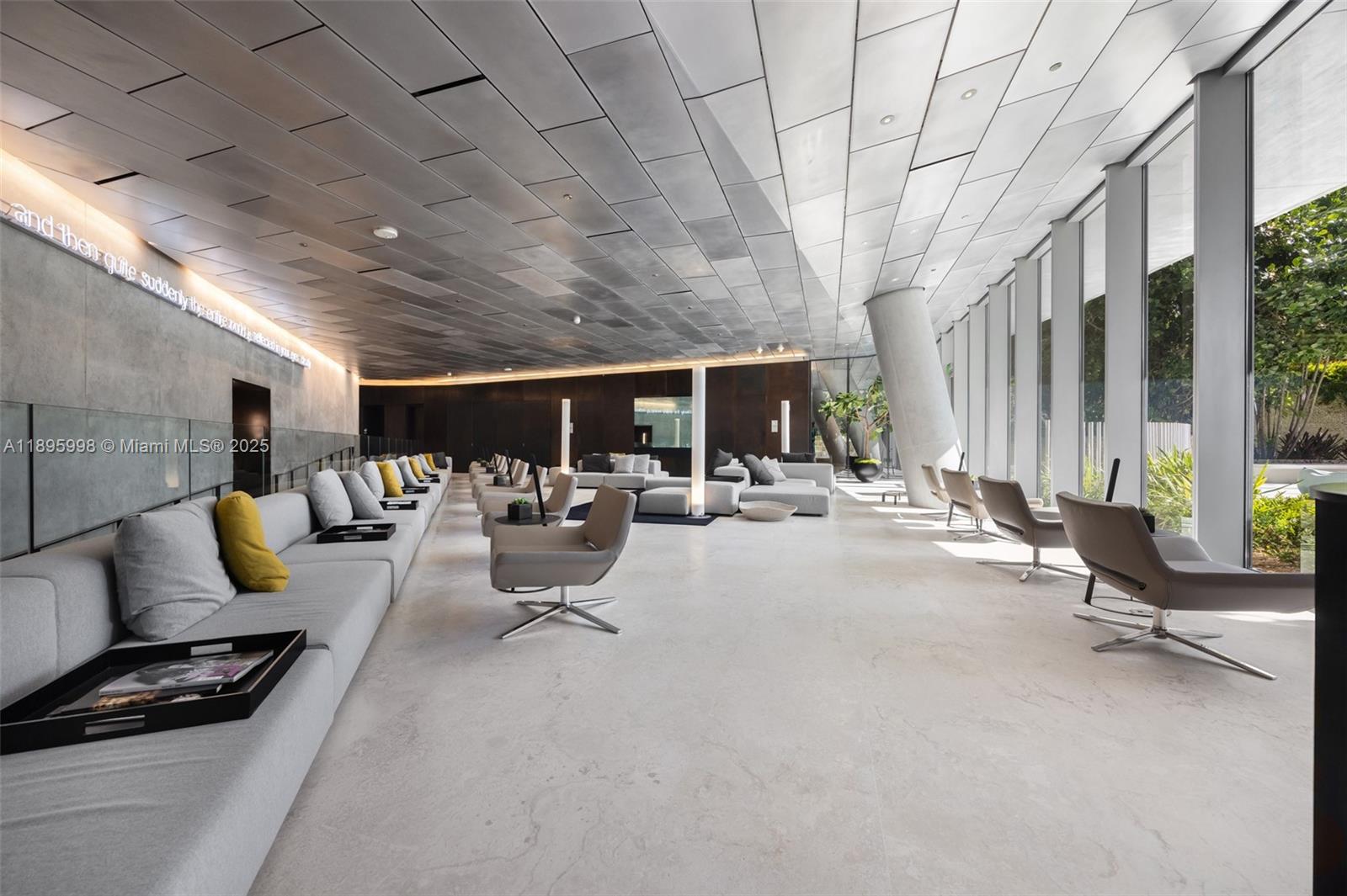 2669 S Bayshore Dr # 804N