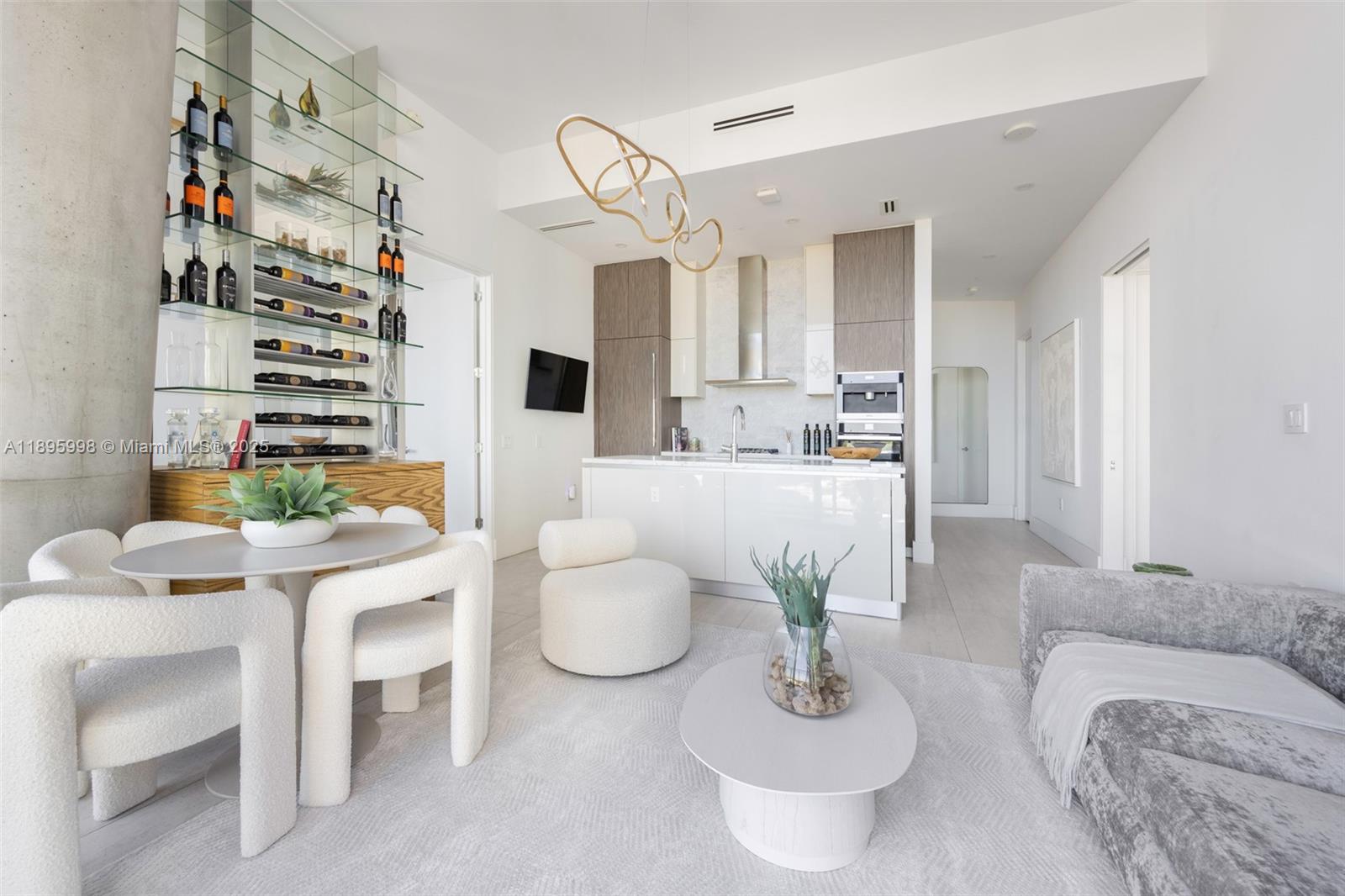 2669 S Bayshore Dr # 804N