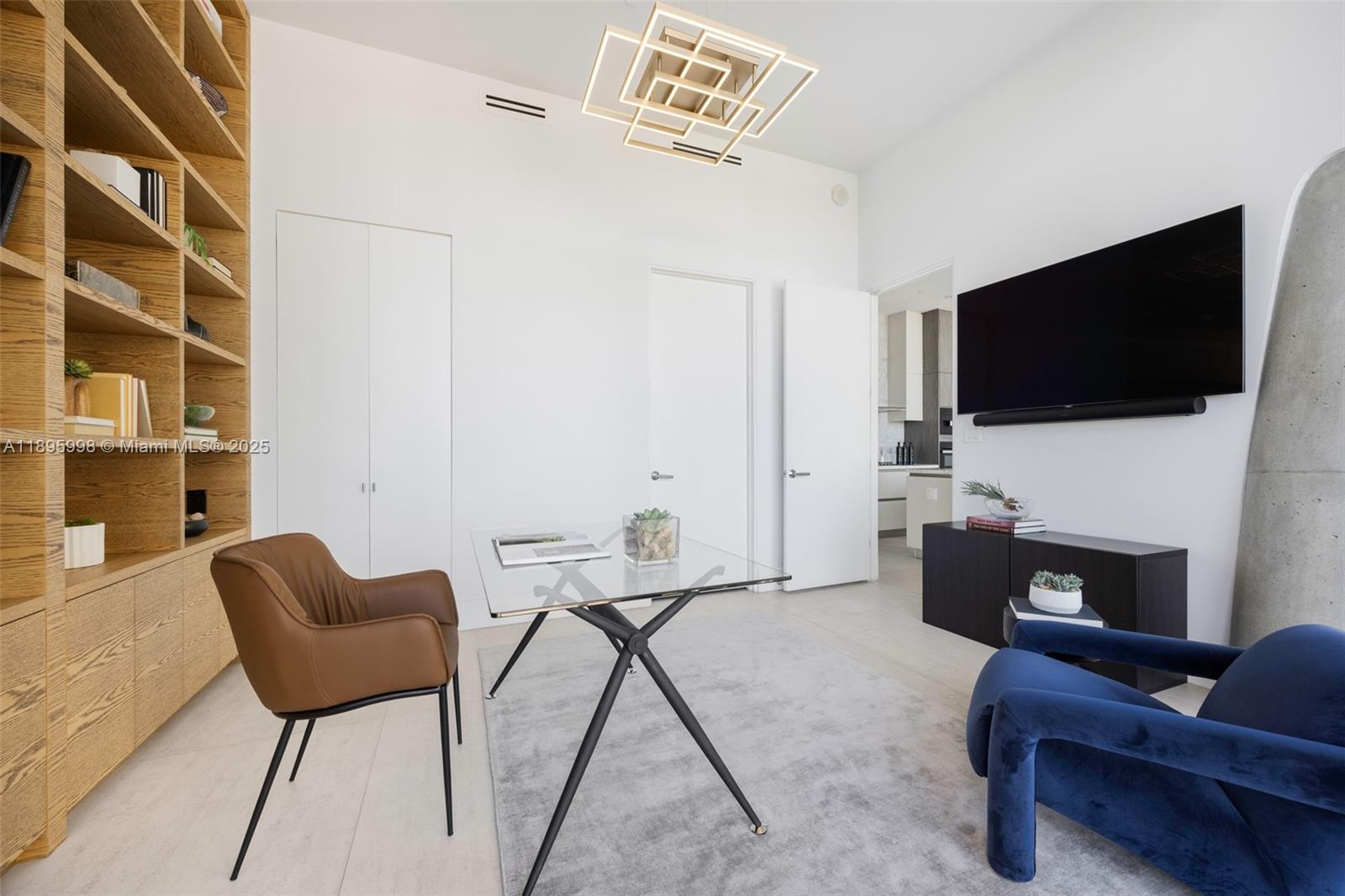 2669 S Bayshore Dr # 804N