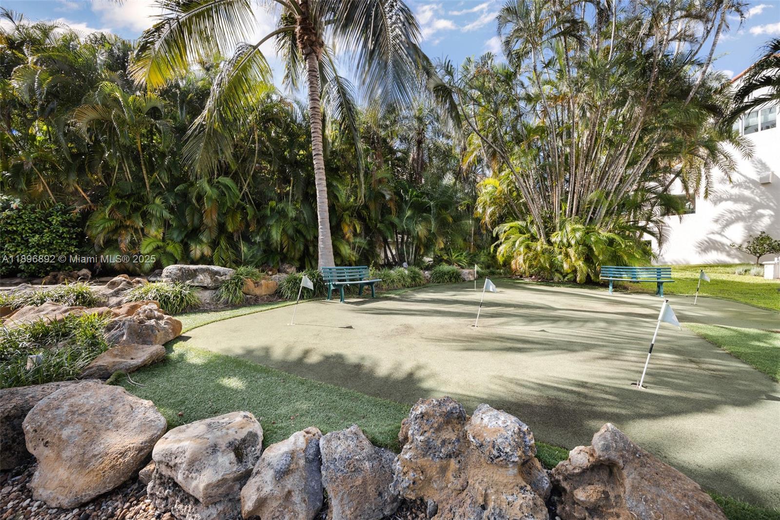 2000 S Bayshore Dr # 4, Coconut Grove Unit: 4