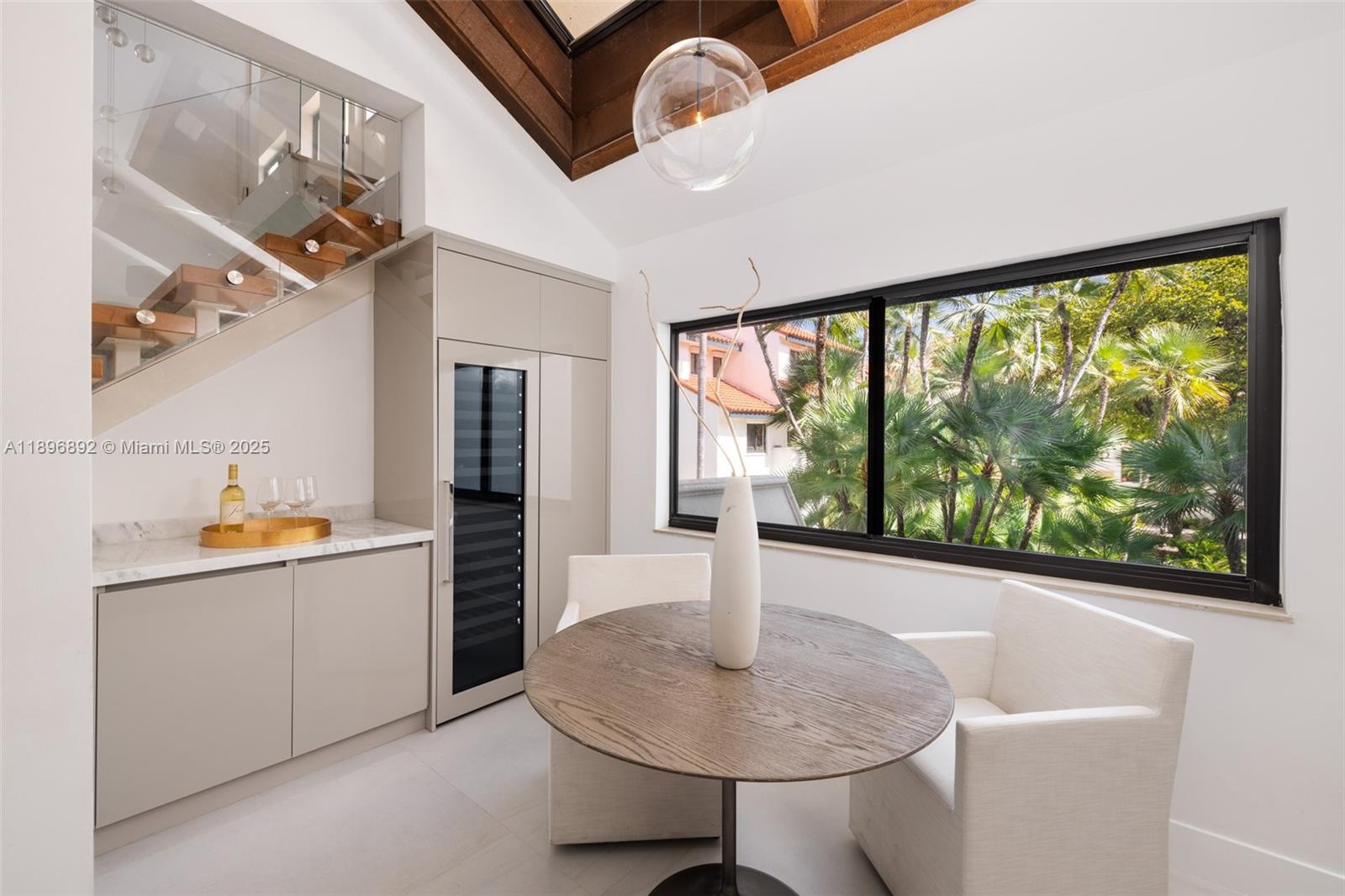 2000 S Bayshore Dr # 4, Coconut Grove Unit: 4