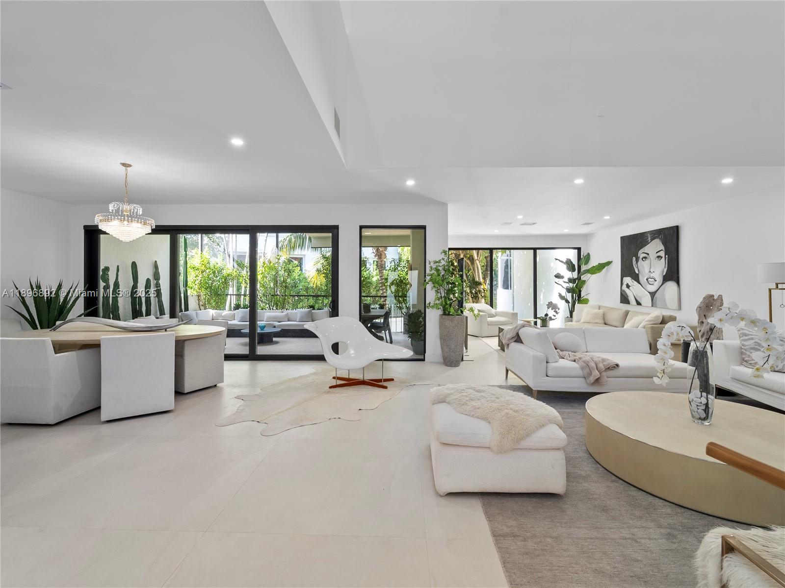 2000 S Bayshore Dr # 4, Coconut Grove Unit: 4