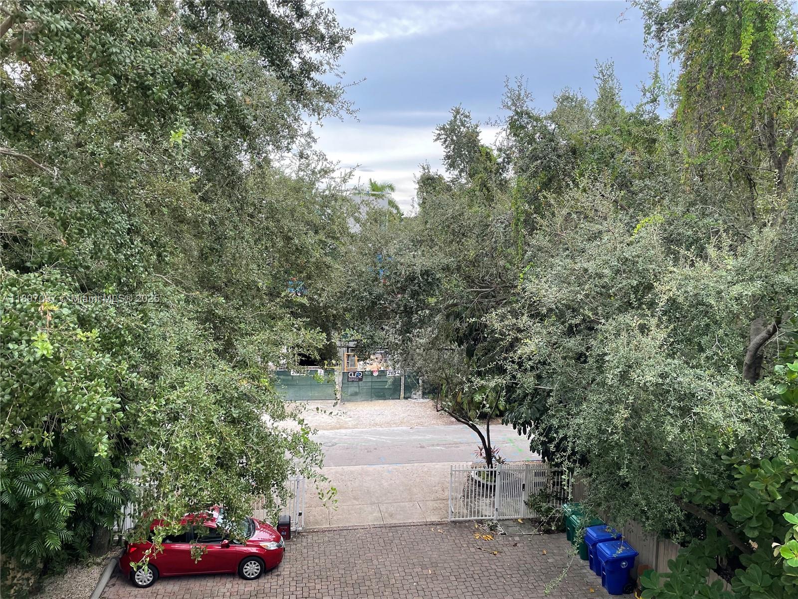 2845 Coconut Ave # 1