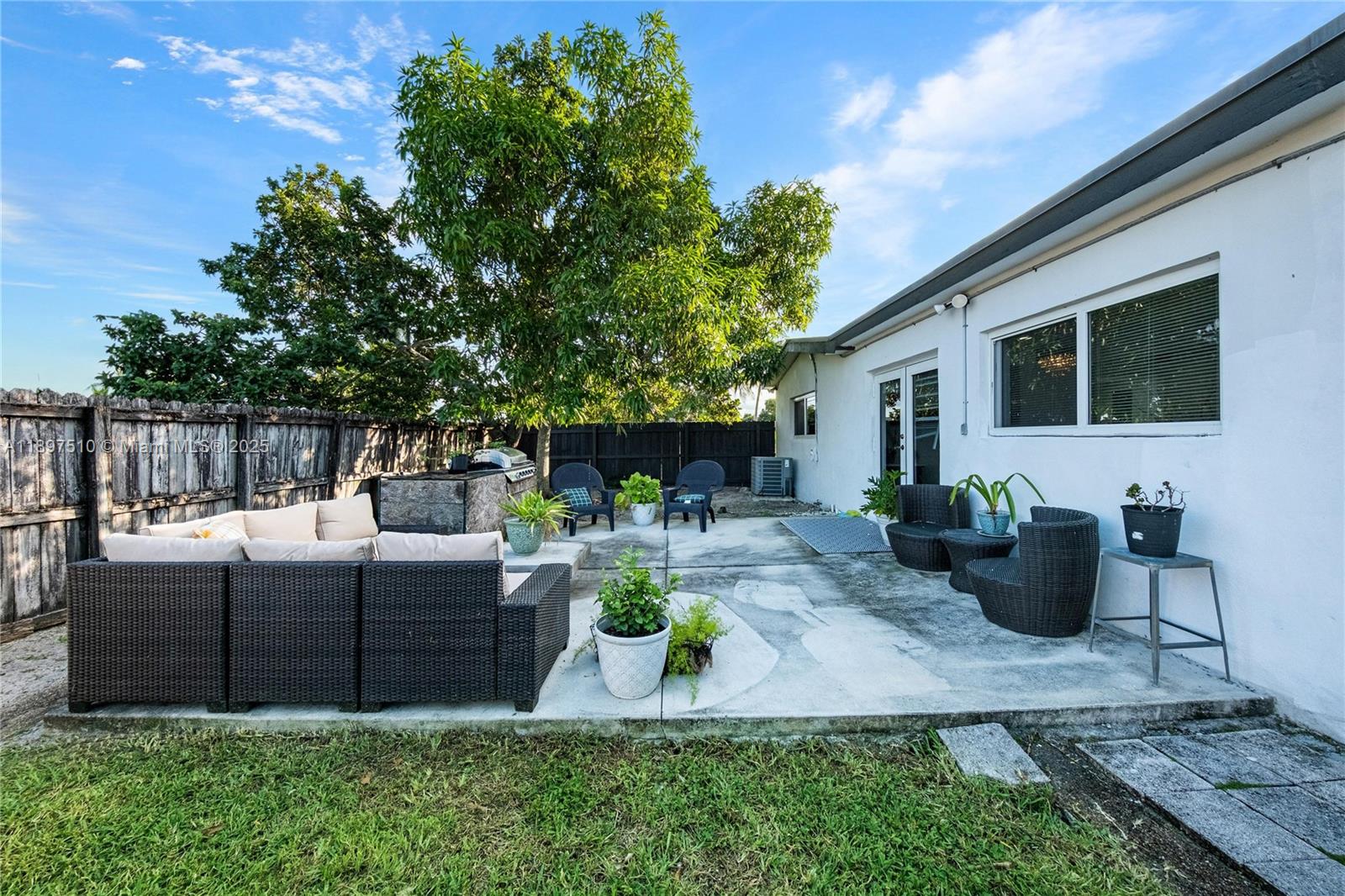 2441 Alcazar Dr, Miramar