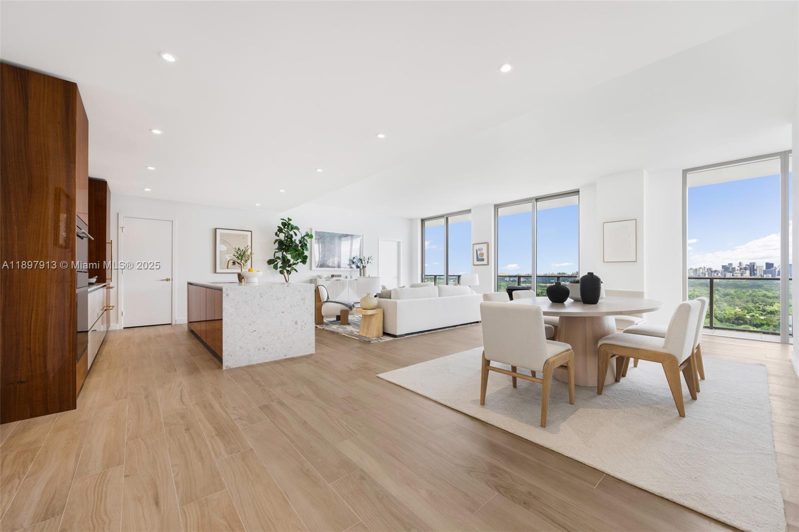 2678 Tigertail Ave # 1706, Coconut Grove Unit: 1706