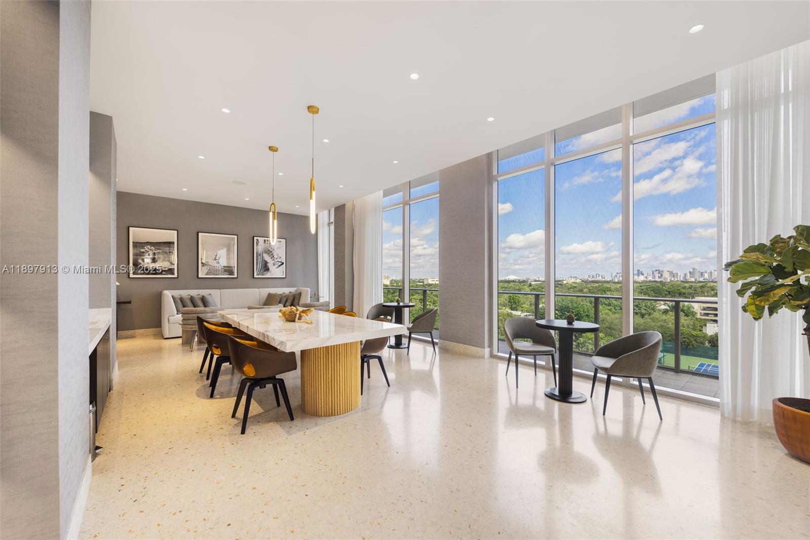 2678 Tigertail Ave # 1706, Coconut Grove Unit: 1706