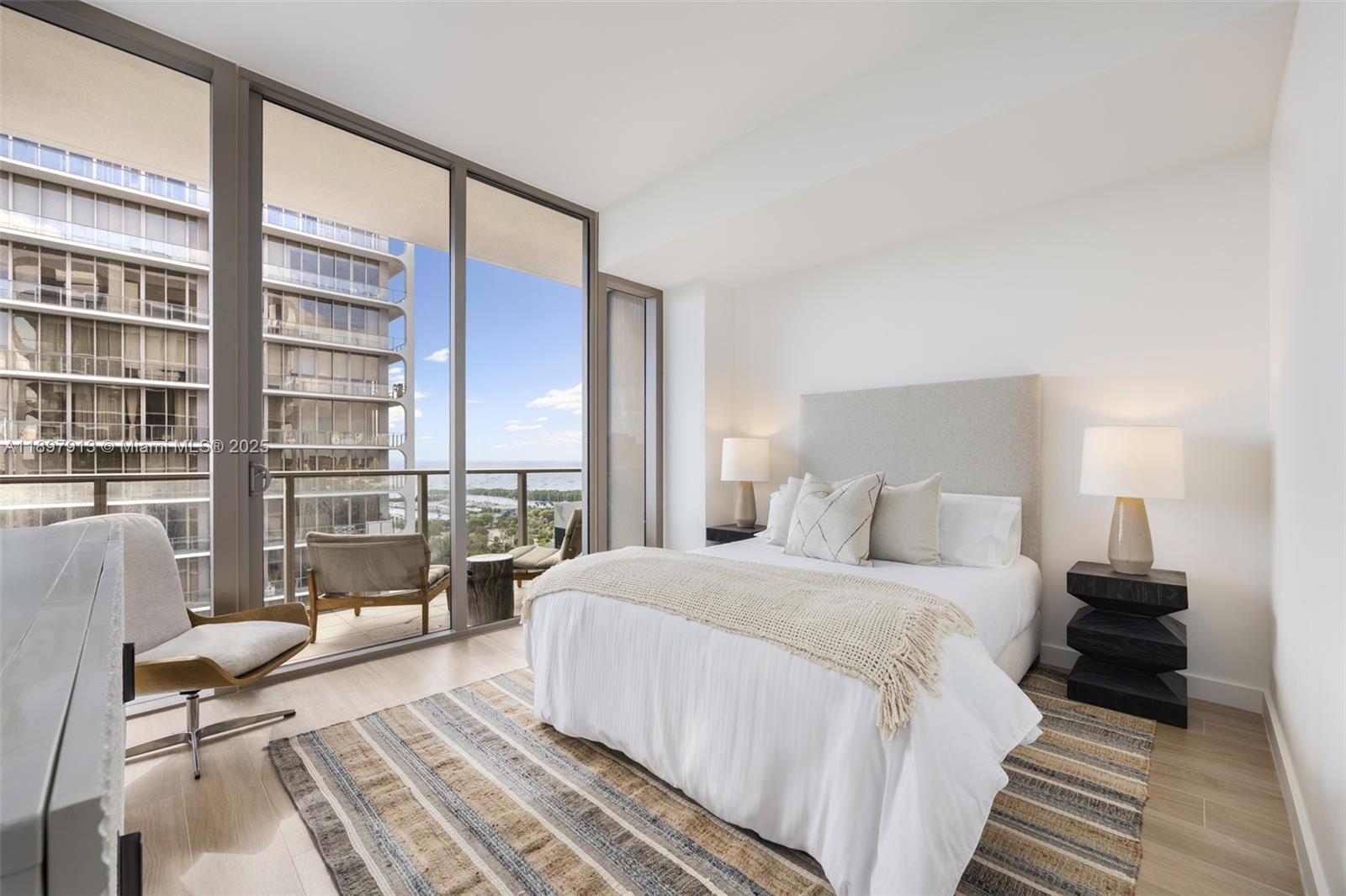 2678 Tigertail Ave # 1706, Coconut Grove Unit: 1706