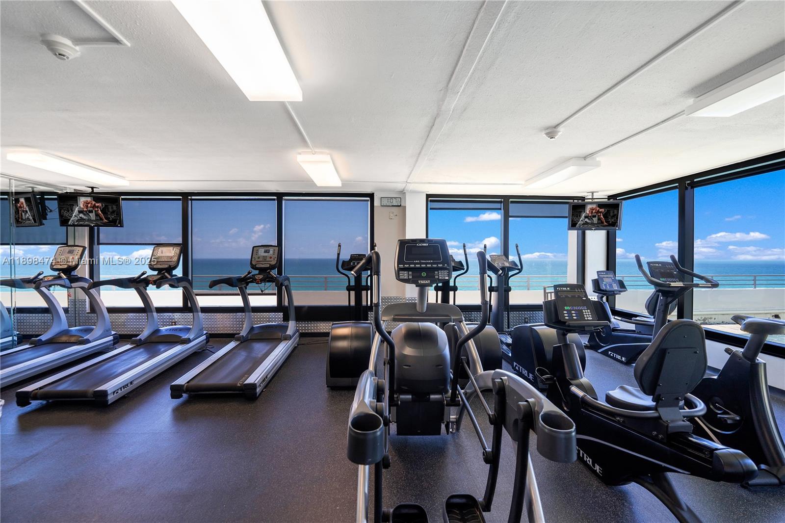 5555 Collins Ave # 8P, Miami Beach Unit: 8P