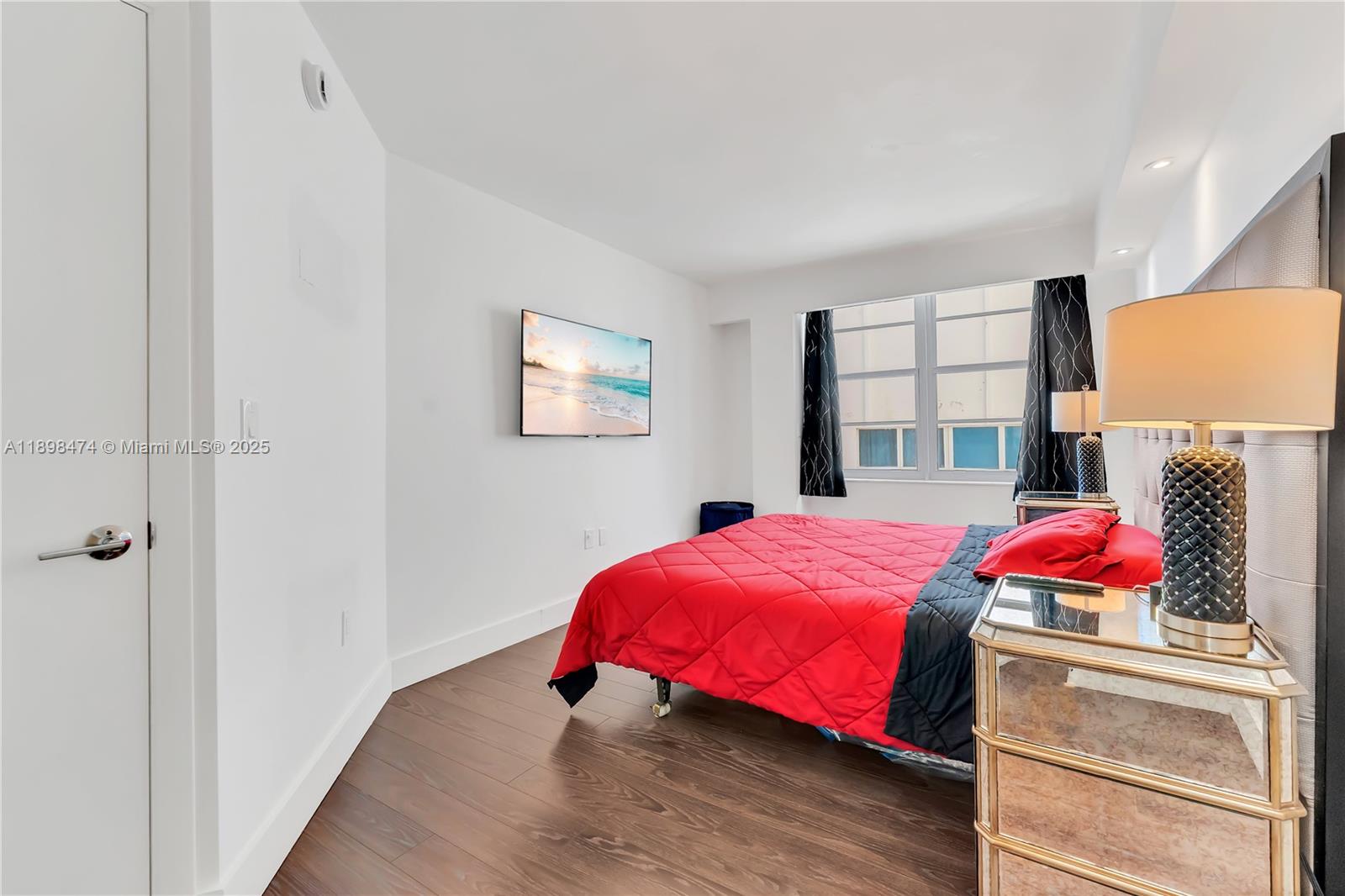 5555 Collins Ave # 8P, Miami Beach Unit: 8P