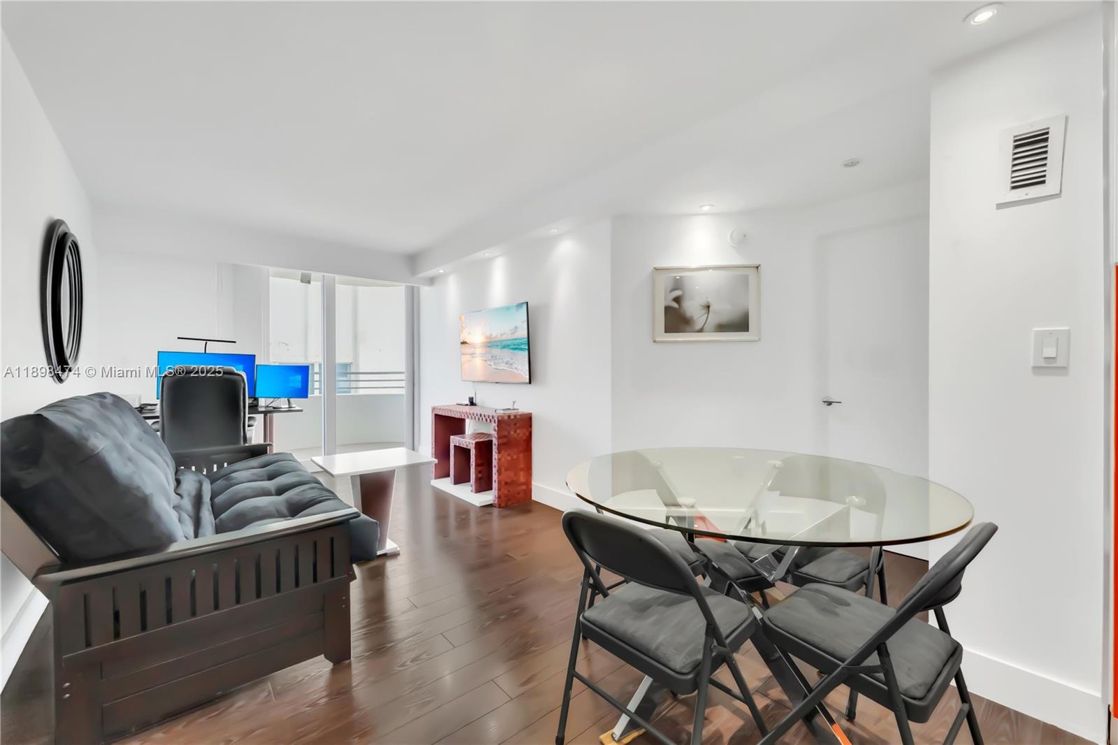 5555 Collins Ave # 8P, Miami Beach Unit: 8P