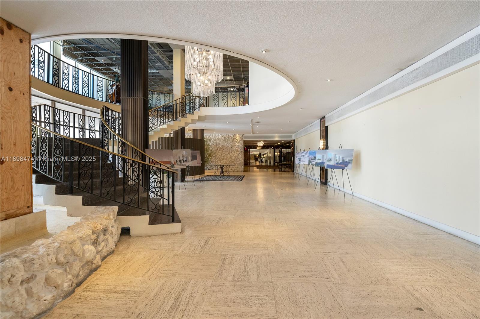 5555 Collins Ave # 8P, Miami Beach Unit: 8P