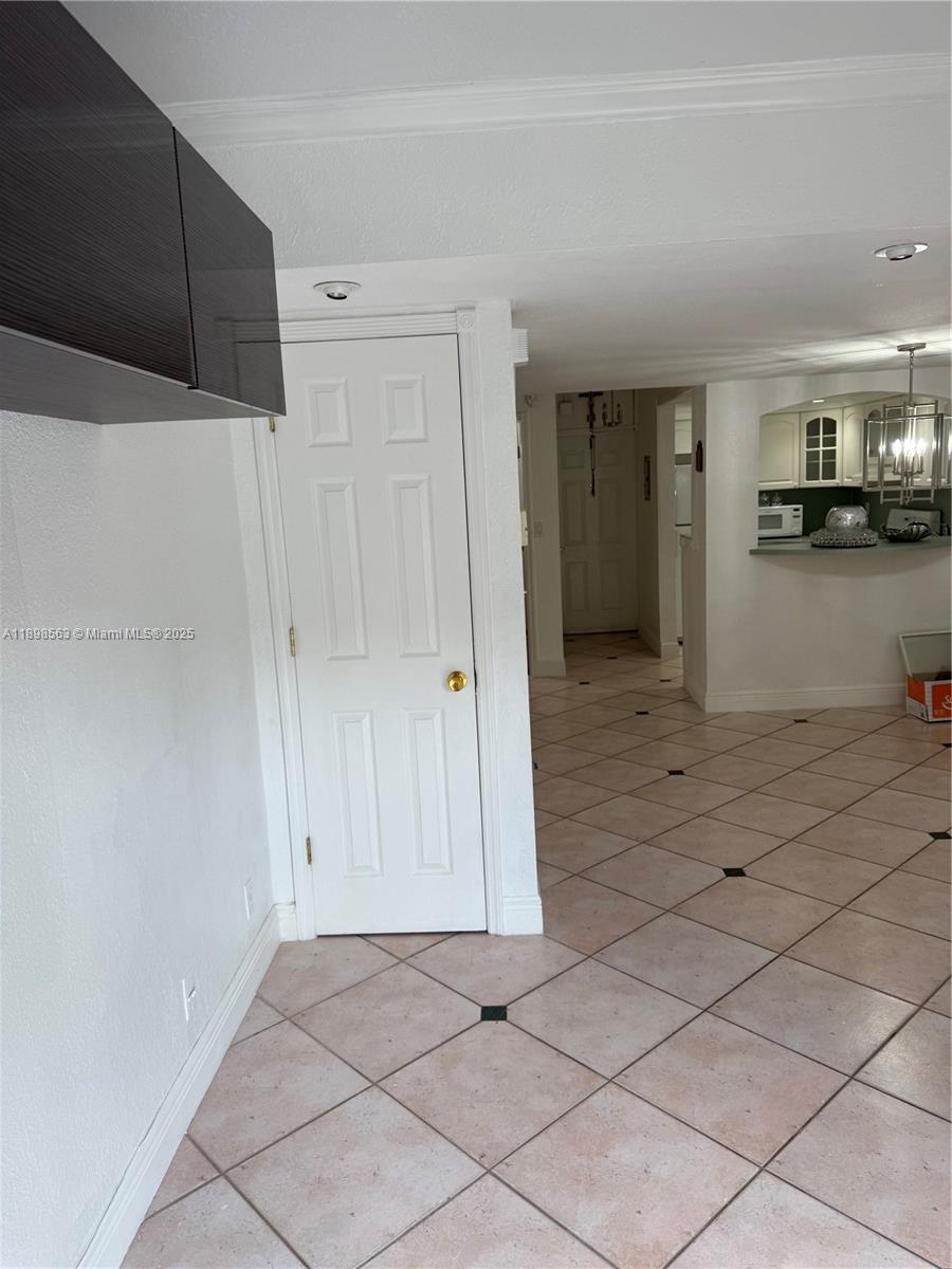 6705 N Kendall Dr # 314, Pinecrest Unit: 314