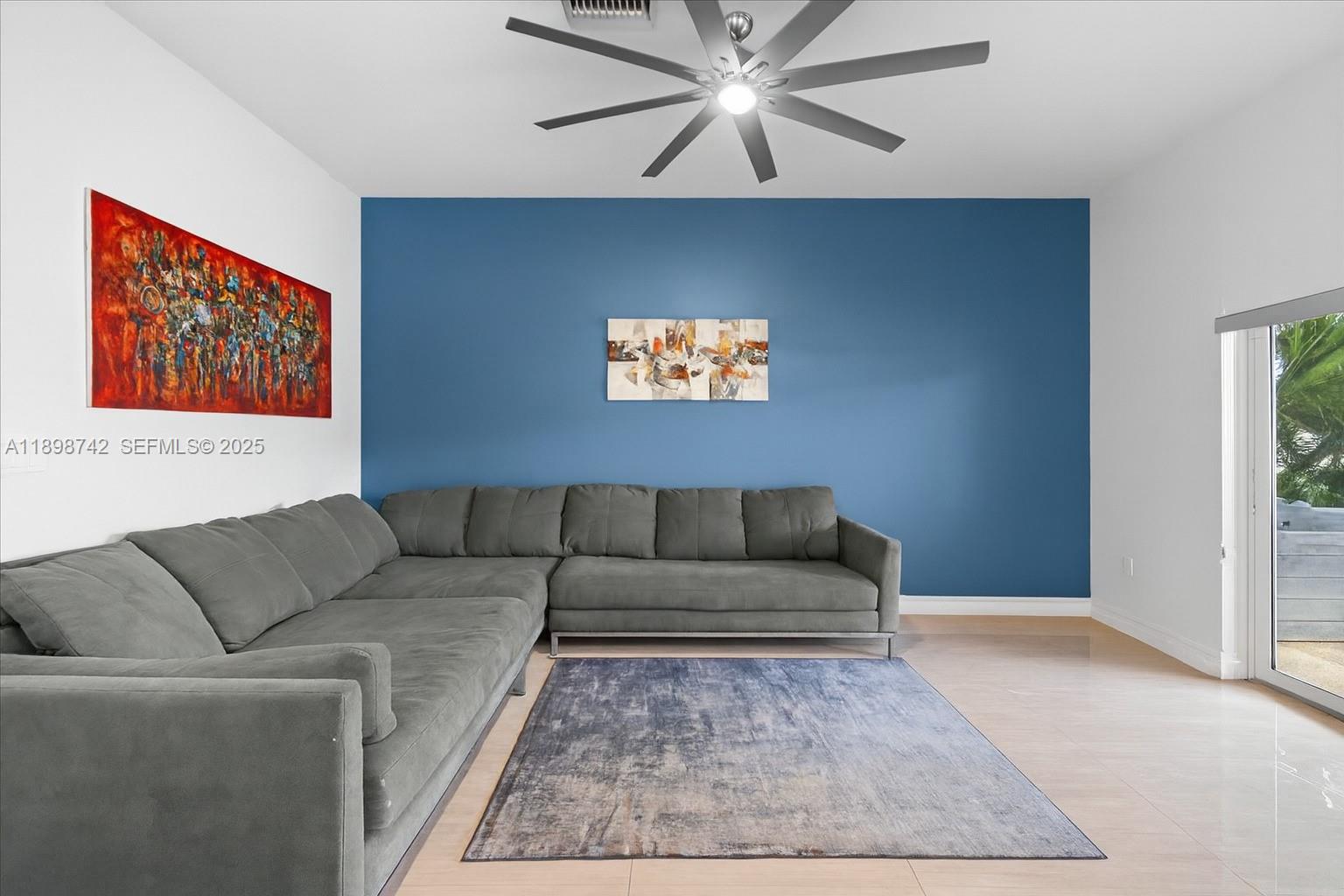 2726 Treasure Cove Cir, Dania Beach