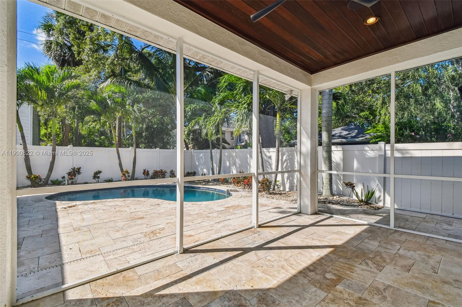 2522 W watrous, Other City - In The State Of Florida