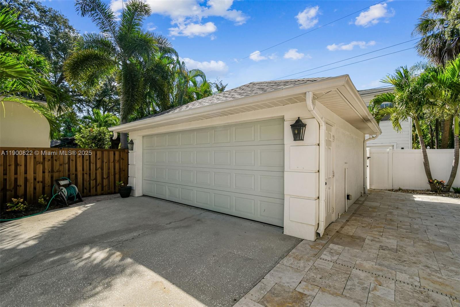 2522 W watrous, Other City - In The State Of Florida