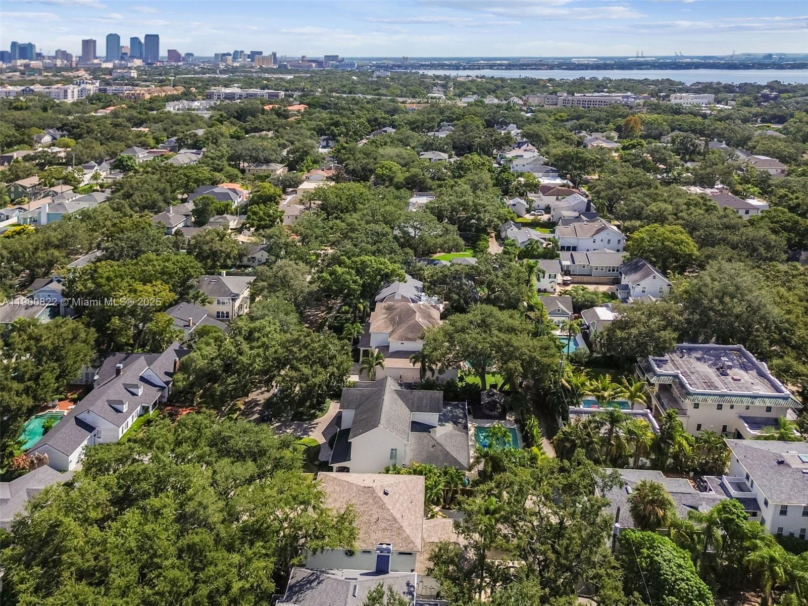 2522 W watrous, Other City - In The State Of Florida