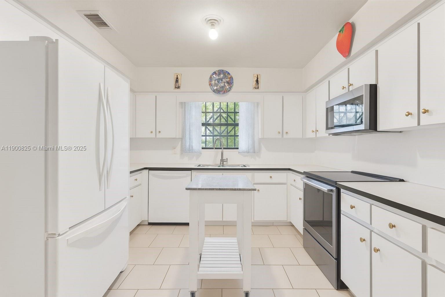 7800 SW 95th St, Miami