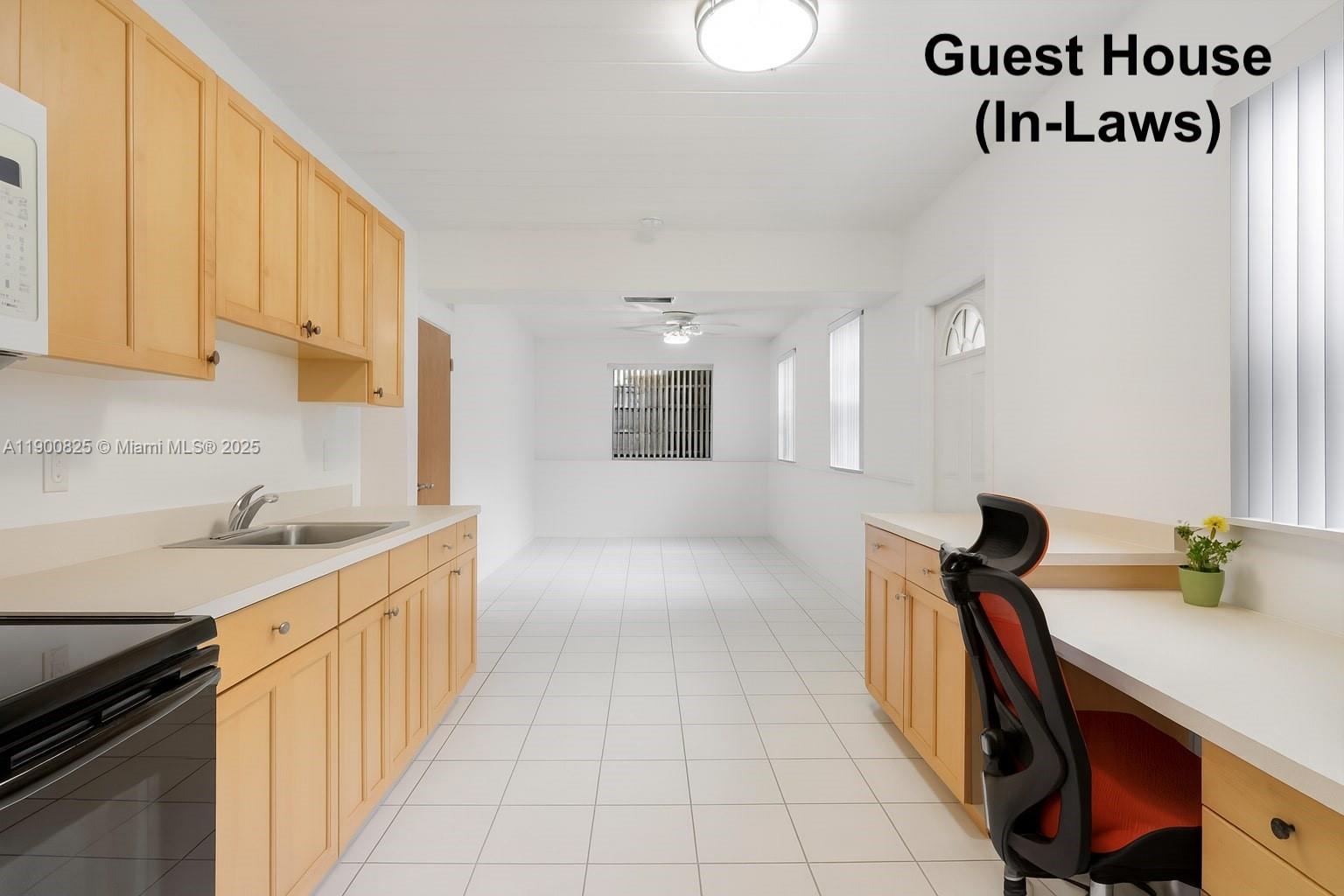 7800 SW 95th St, Miami