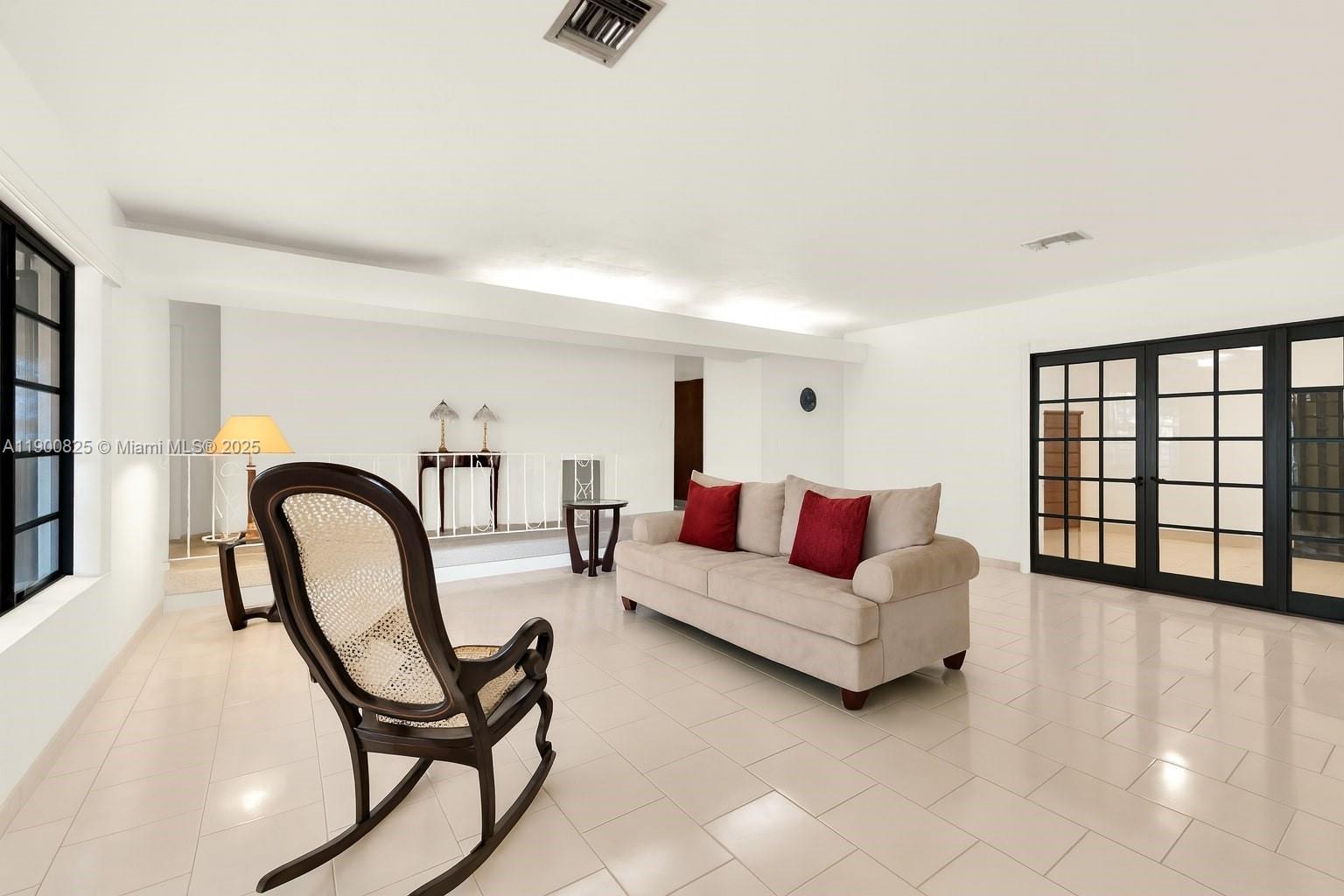 7800 SW 95th St, Miami