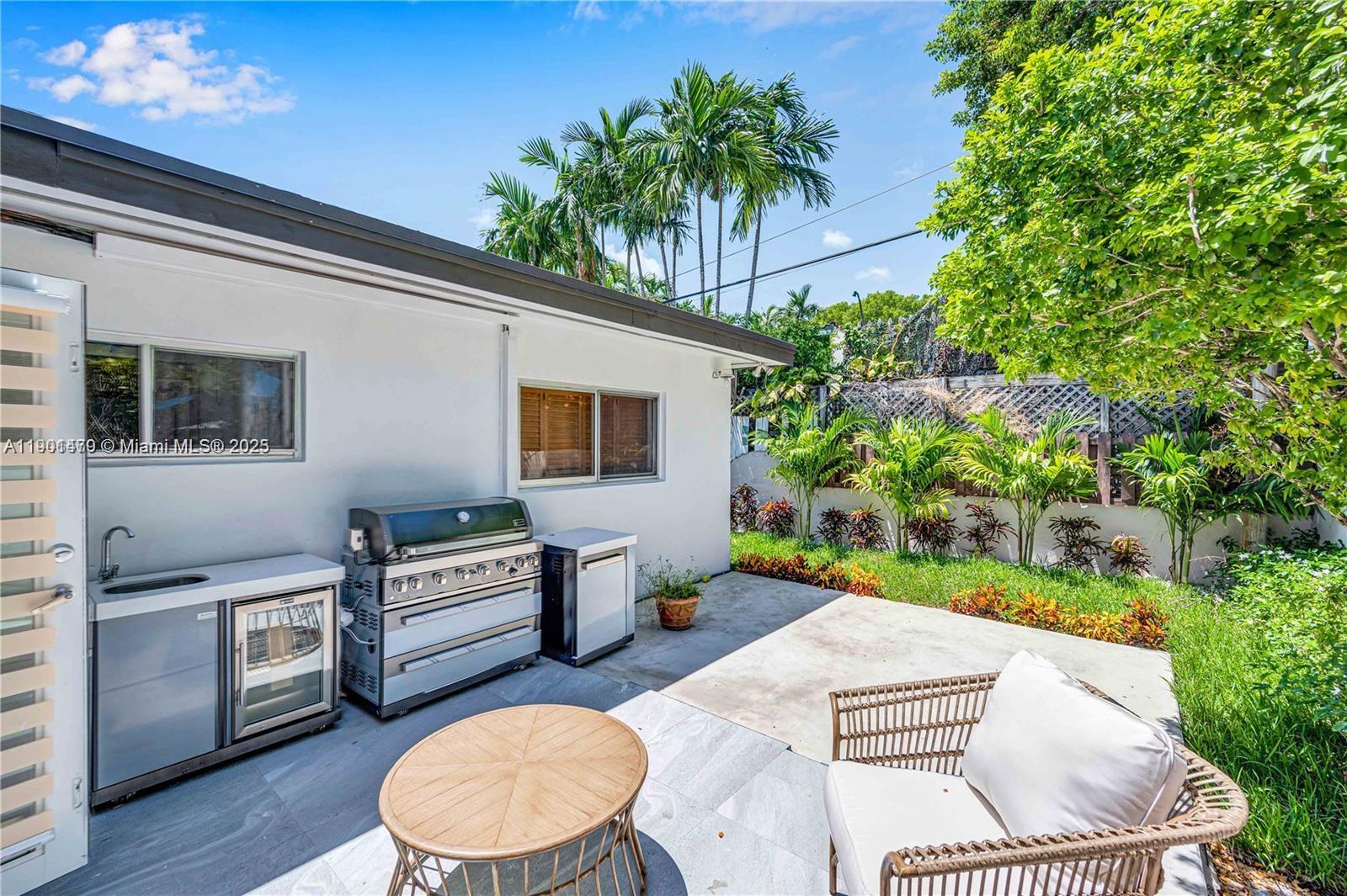 4708 Alton Rd, Miami Beach