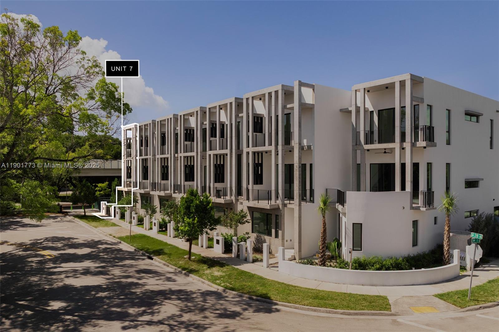 84 SW 28th Rd # 7, Miami Unit: 7