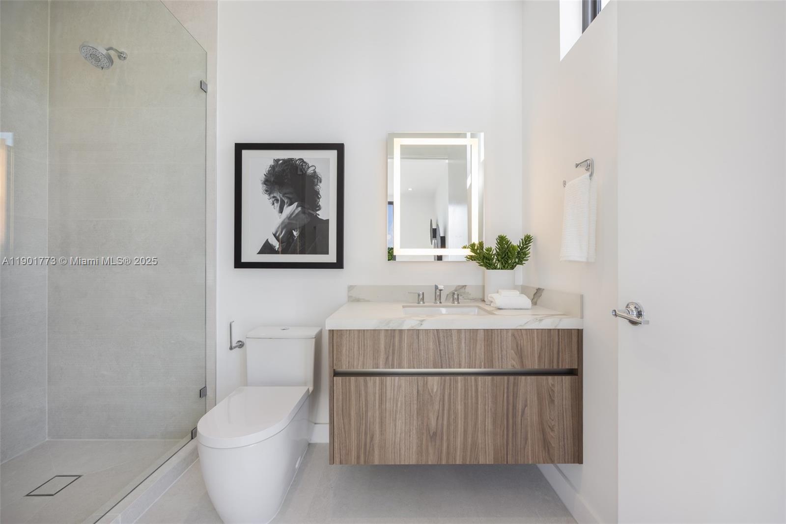 84 SW 28th Rd # 7, Miami Unit: 7