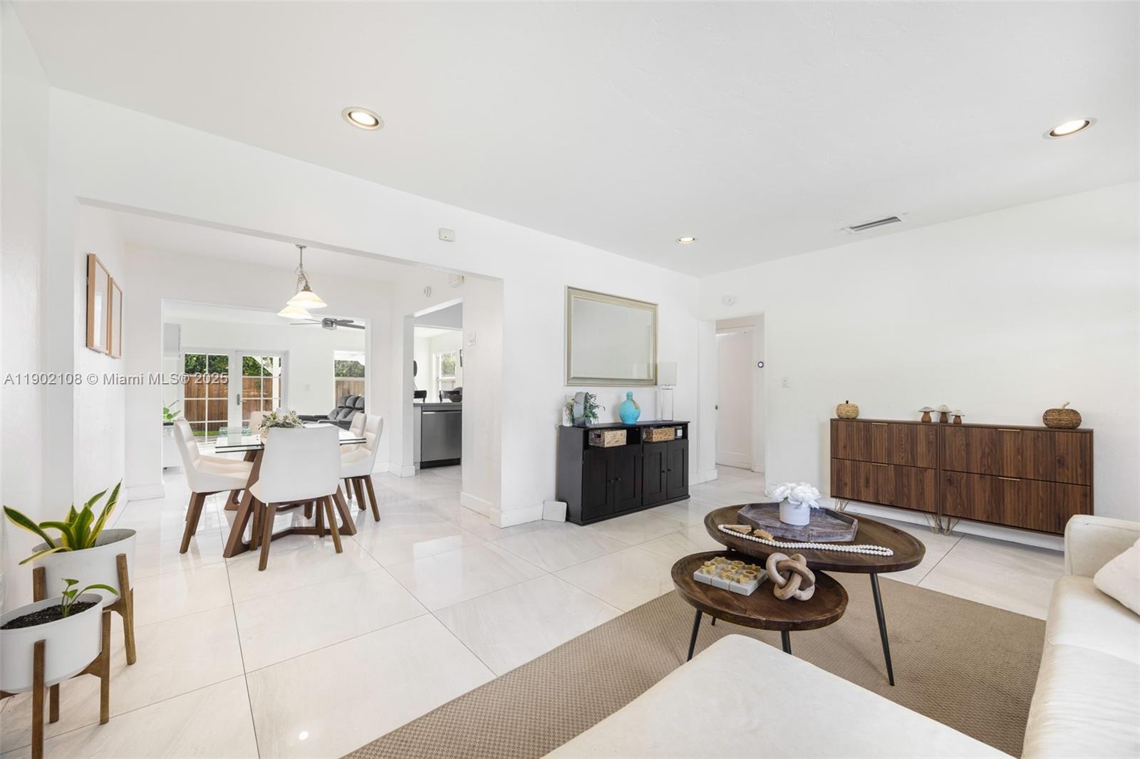 1825 SW 67th Ct, Miami