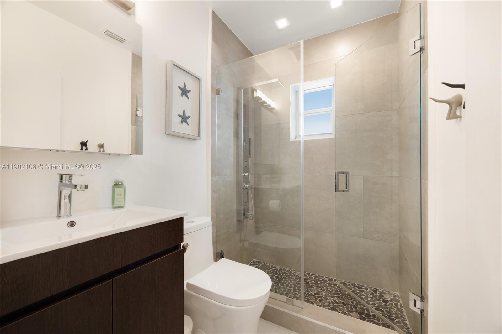 1825 SW 67th Ct, Miami