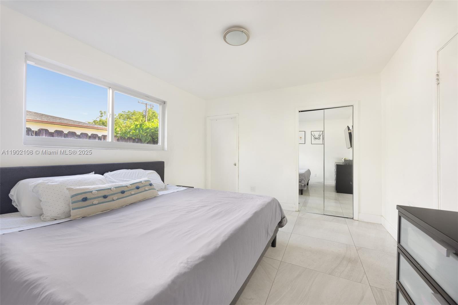 1825 SW 67th Ct, Miami